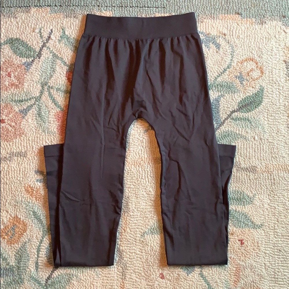 ❌ SOLD ❌ Lizard Thicket Dark Brown/Gray tights